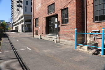 Enlarge photo 32