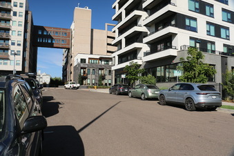 Enlarge photo 13