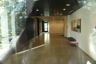 Enlarge photo 33