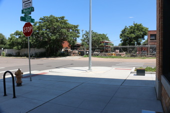 Enlarge photo 21