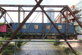 Enlarge photo 21