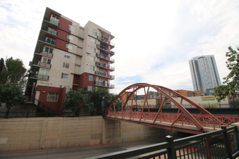 Enlarge photo 31