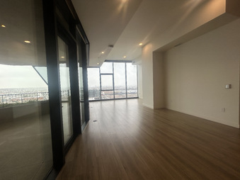 Enlarge photo 238