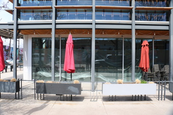 Enlarge photo 12