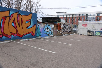 Enlarge photo 44