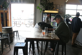 Enlarge photo 24