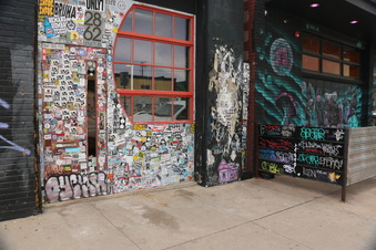 Enlarge photo 58