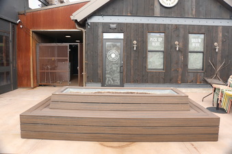 Enlarge photo 30