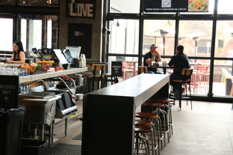 Enlarge photo 51