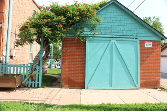 Enlarge photo 22