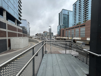 Enlarge photo 24