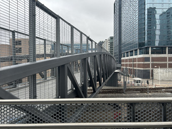 Enlarge photo 53