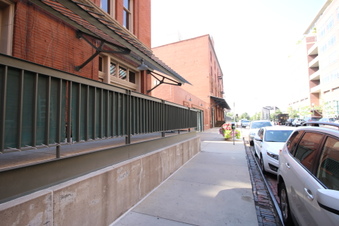 Enlarge photo 24