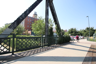 Enlarge photo 3