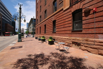 Enlarge photo 33
