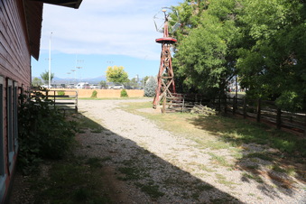 Enlarge photo 28