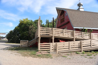Enlarge photo 40