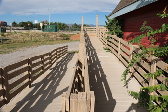 Enlarge photo 46