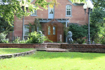 Enlarge photo 153