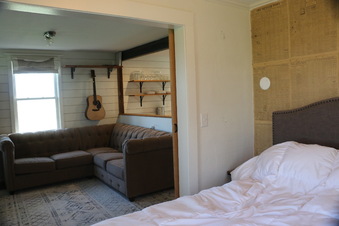 Enlarge photo 42