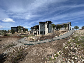 Enlarge photo 33