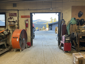 Enlarge photo 38