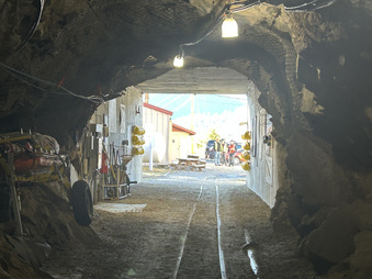 Enlarge photo 166