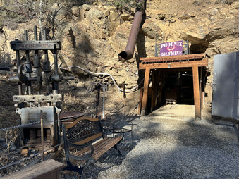 Enlarge photo 26