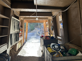 Enlarge photo 30