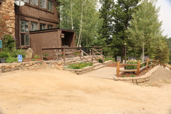 Enlarge photo 215