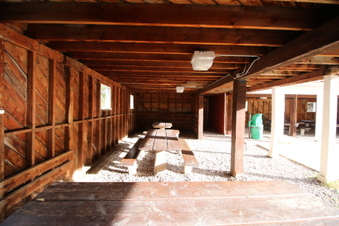 Enlarge photo 38
