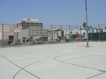 Enlarge photo 18