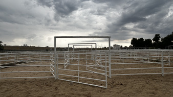 Enlarge photo 12