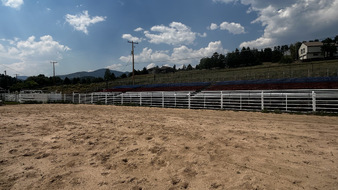 Enlarge photo 68