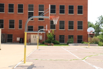 Enlarge photo 69