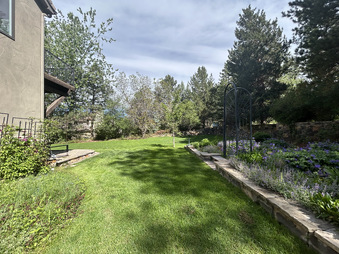Enlarge photo 25