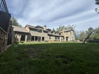 Enlarge photo 37