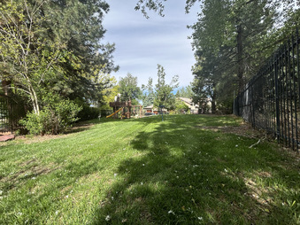 Enlarge photo 46