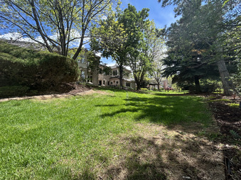 Enlarge photo 25