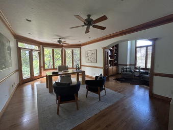 INTERIORS STAGING