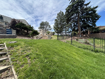 Enlarge photo 58