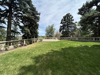 Enlarge photo 117
