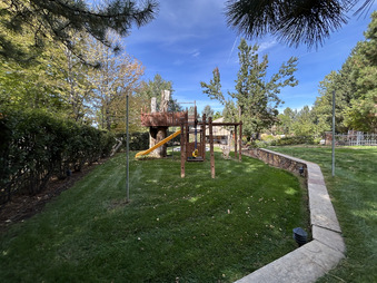 Enlarge photo 33