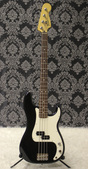 2009 Fender MIM P Bass