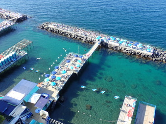 Enlarge photo 12