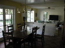 Enlarge photo 17