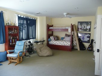 Enlarge photo 22