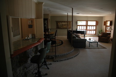 Enlarge photo 12