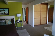 Enlarge photo 79