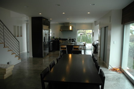 Enlarge photo 2